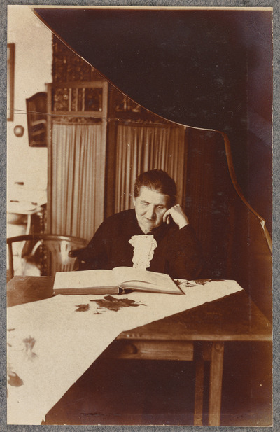 Wokół stołu z archiwami | Spotkanie 